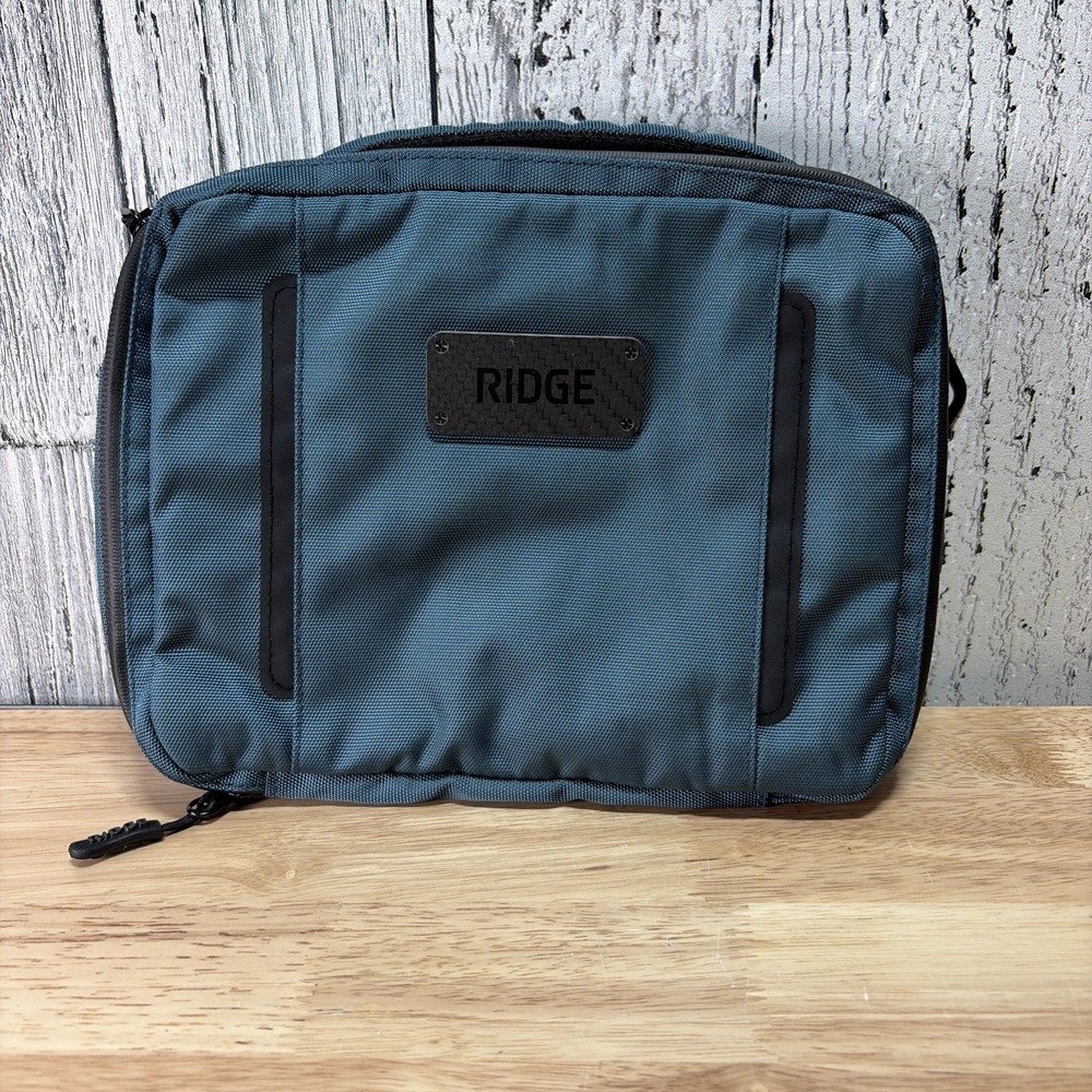 RIDGE Toiletry Bag Mens OS Matte ALPINE NAVY Travel Dopp Kit TUTYI520602 NEW